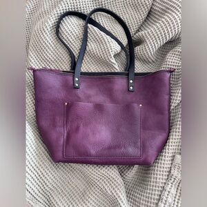 Medium Zippered Portland Leather Plum Tote